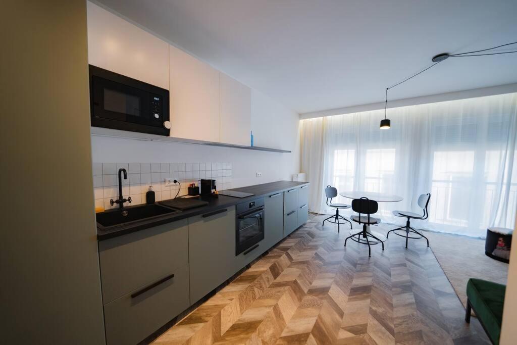 Designer Flat Heart Of The City Boedapest Buitenkant foto
